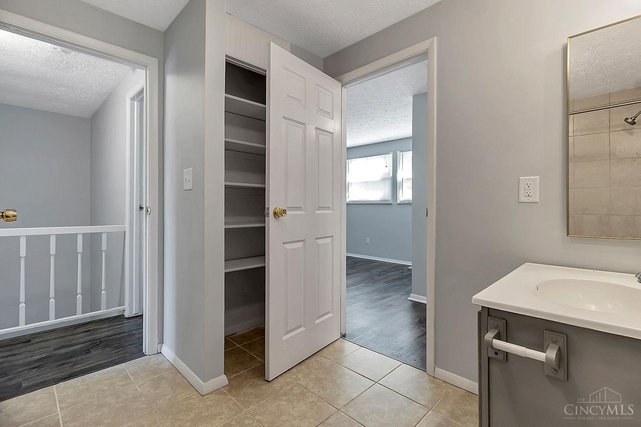 2985 Mossy Brink Court