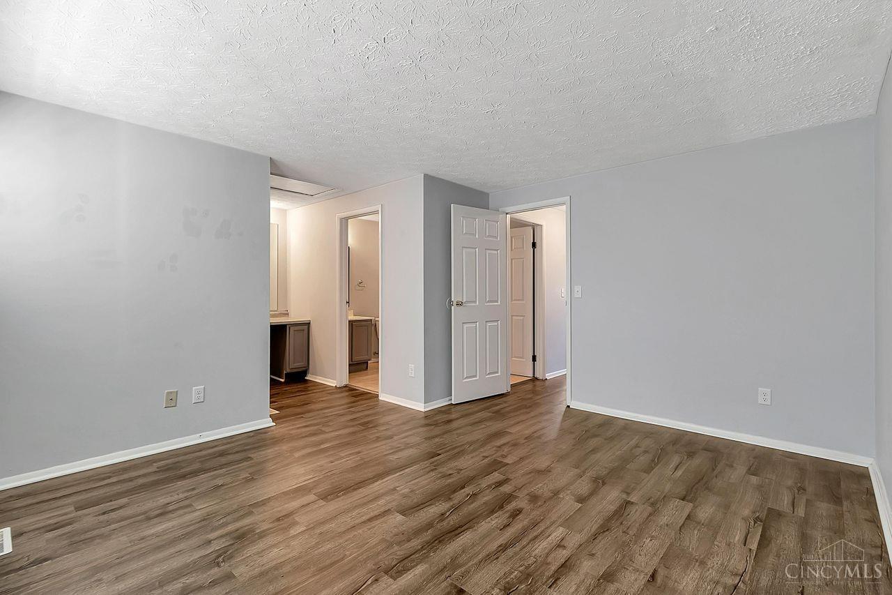 2985 Mossy Brink Court