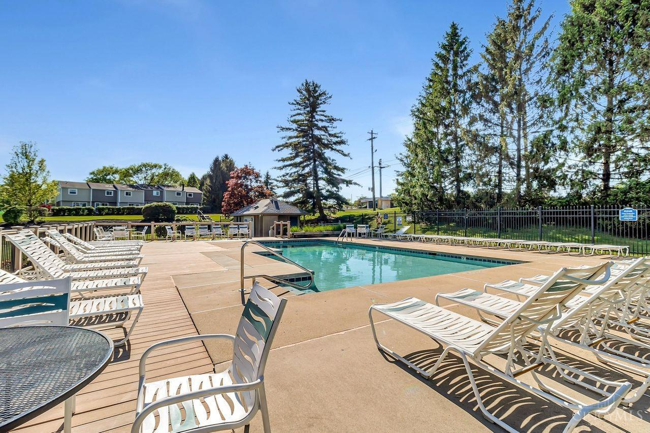 2985 Mossy Brink Court