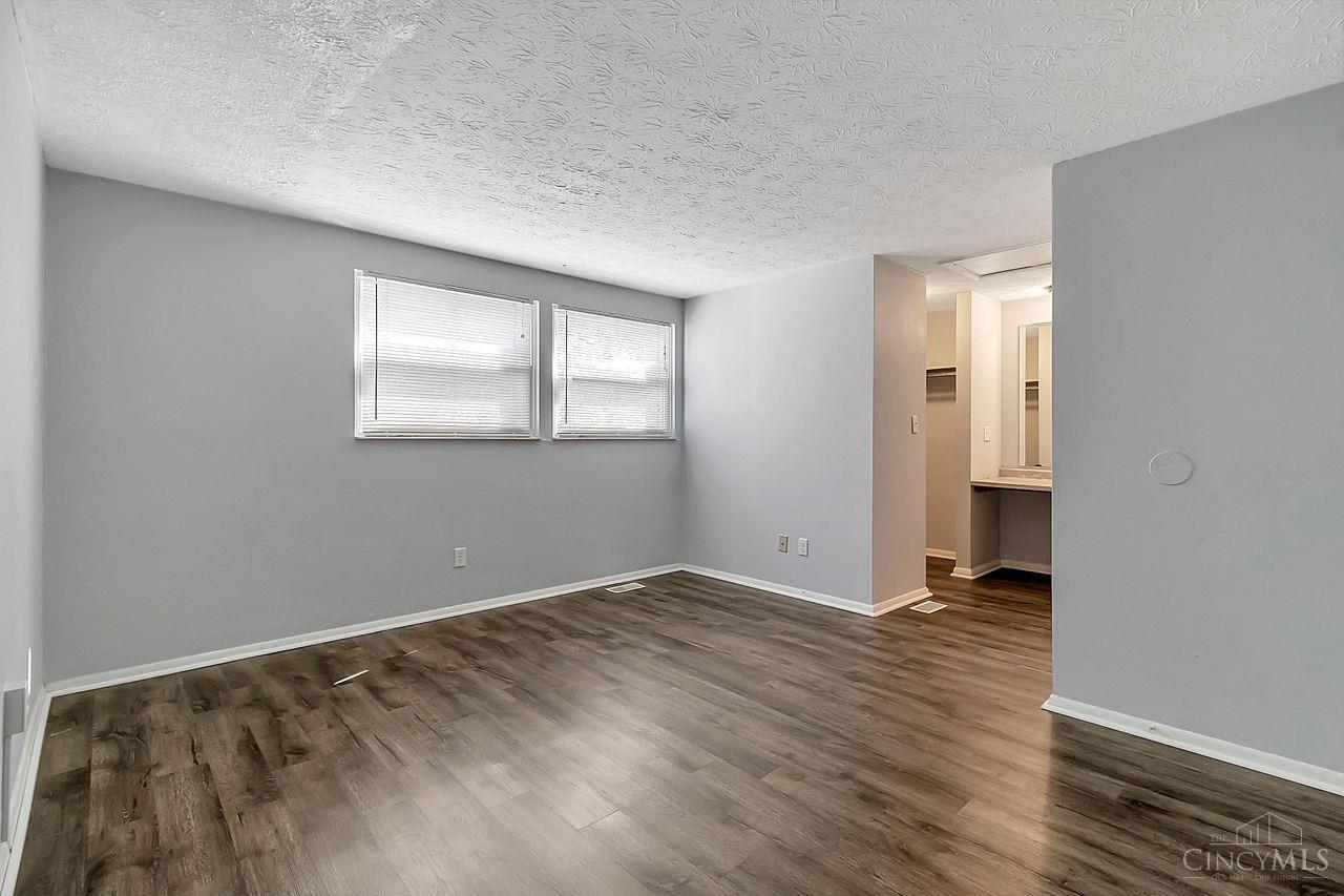 2985 Mossy Brink Court
