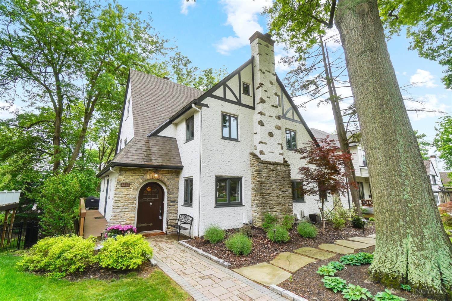 1338 Park Ridge Place