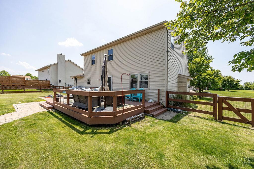 7716 Bridgewater Lane