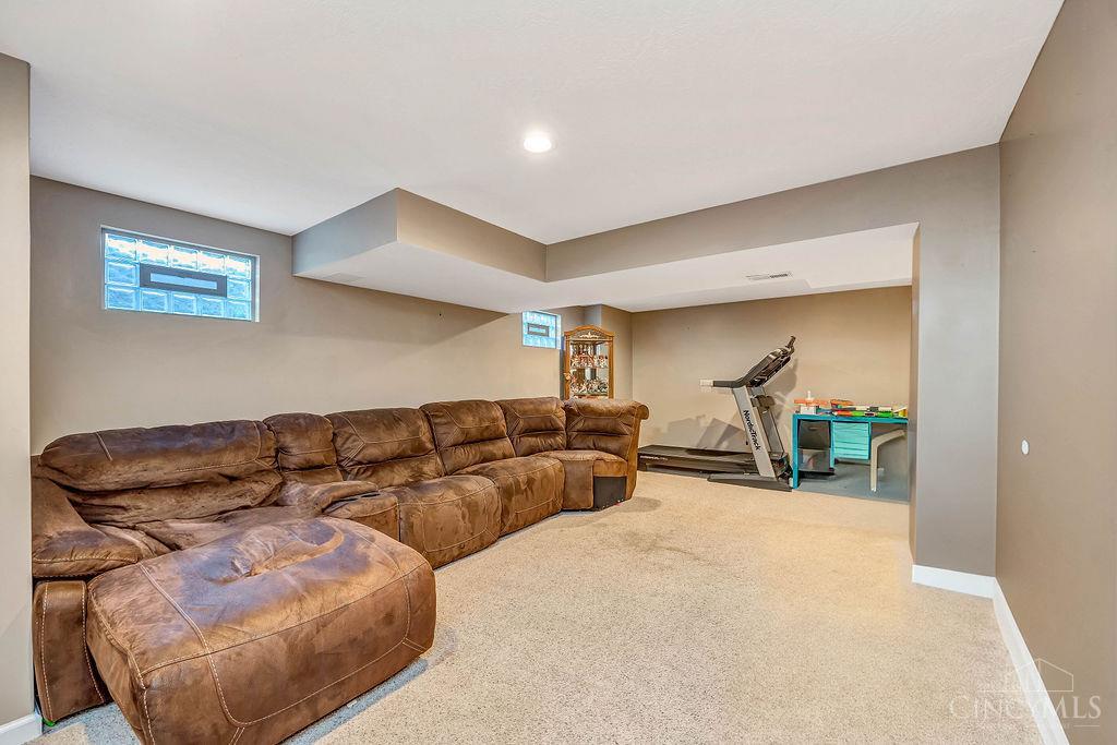7716 Bridgewater Lane