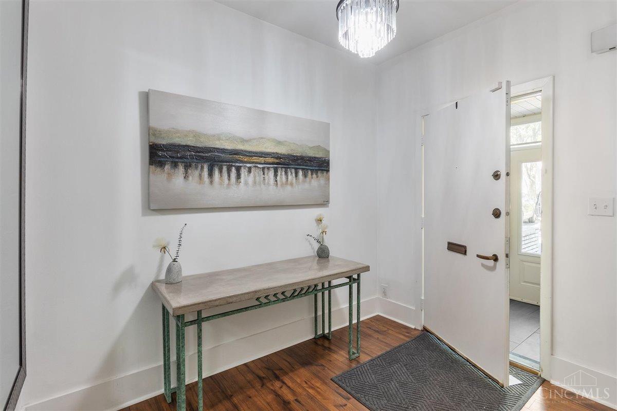 2302 Dana Avenue 2302