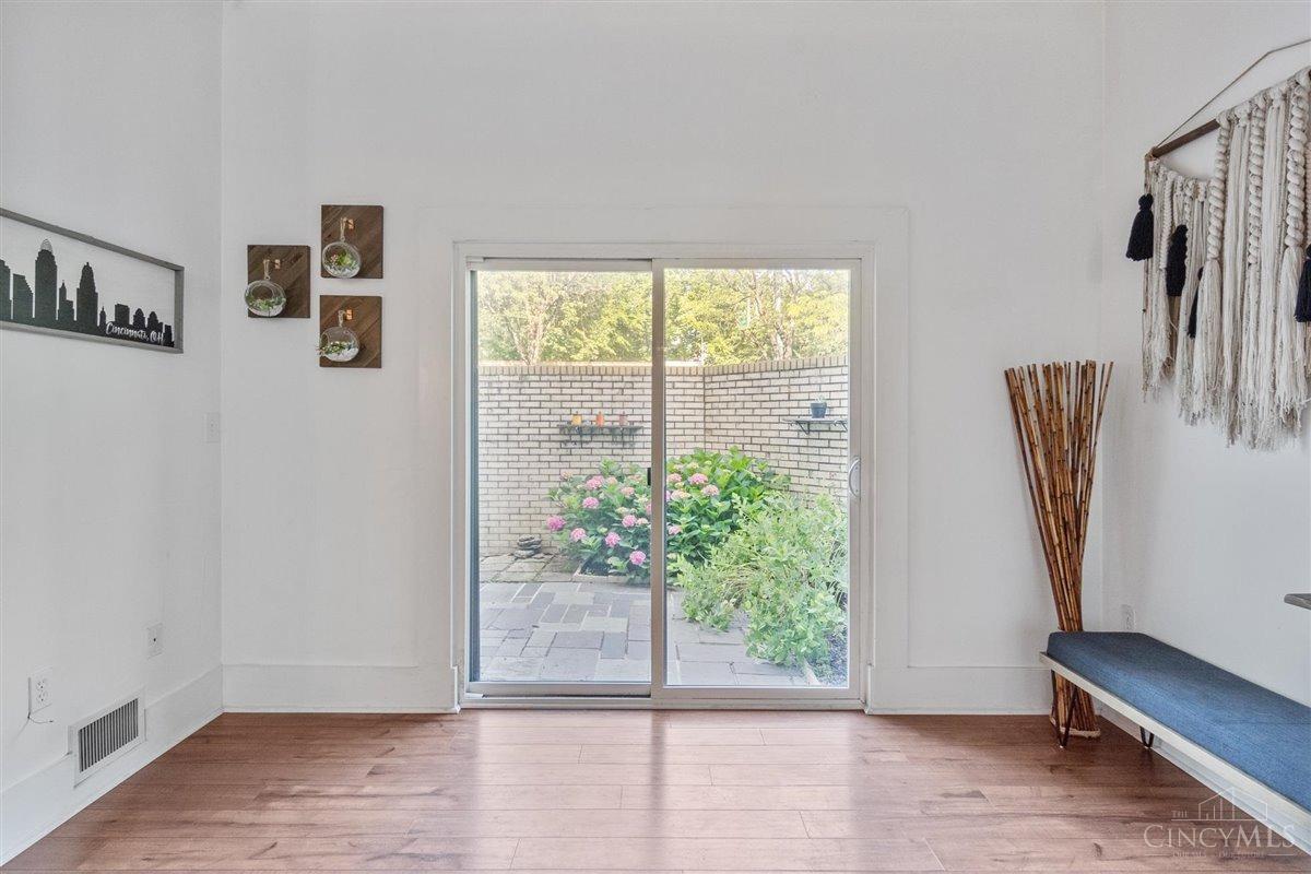 2302 Dana Avenue 2302