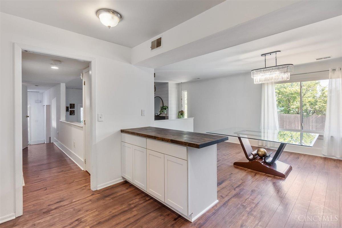 2302 Dana Avenue 2302
