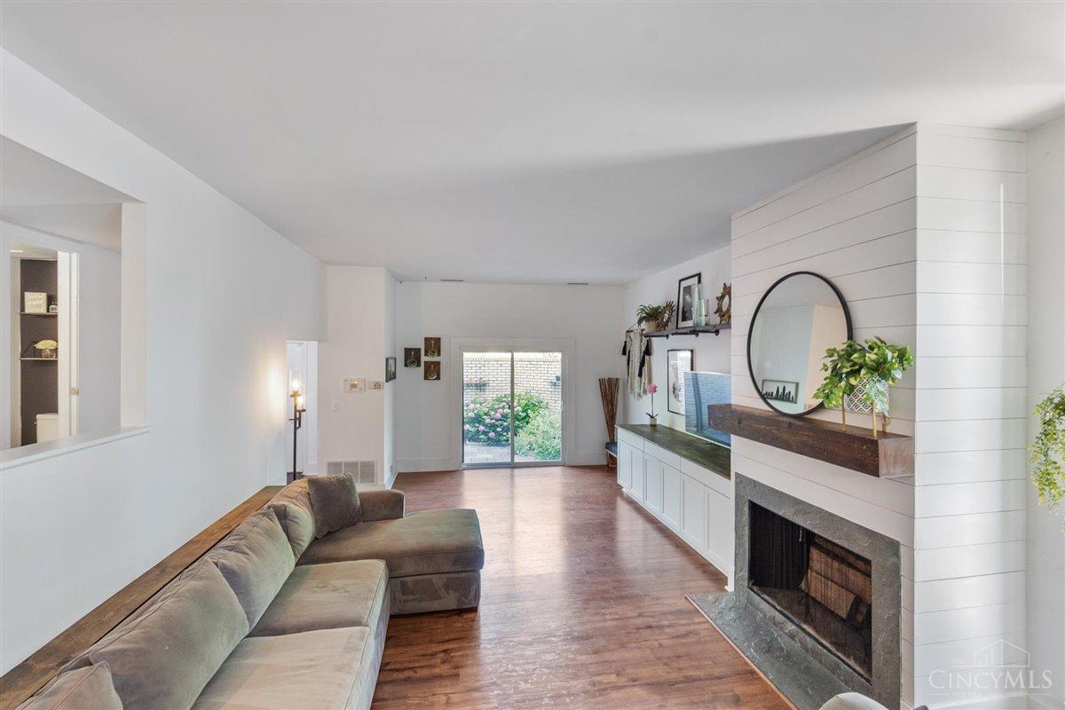 2302 Dana Avenue 2302