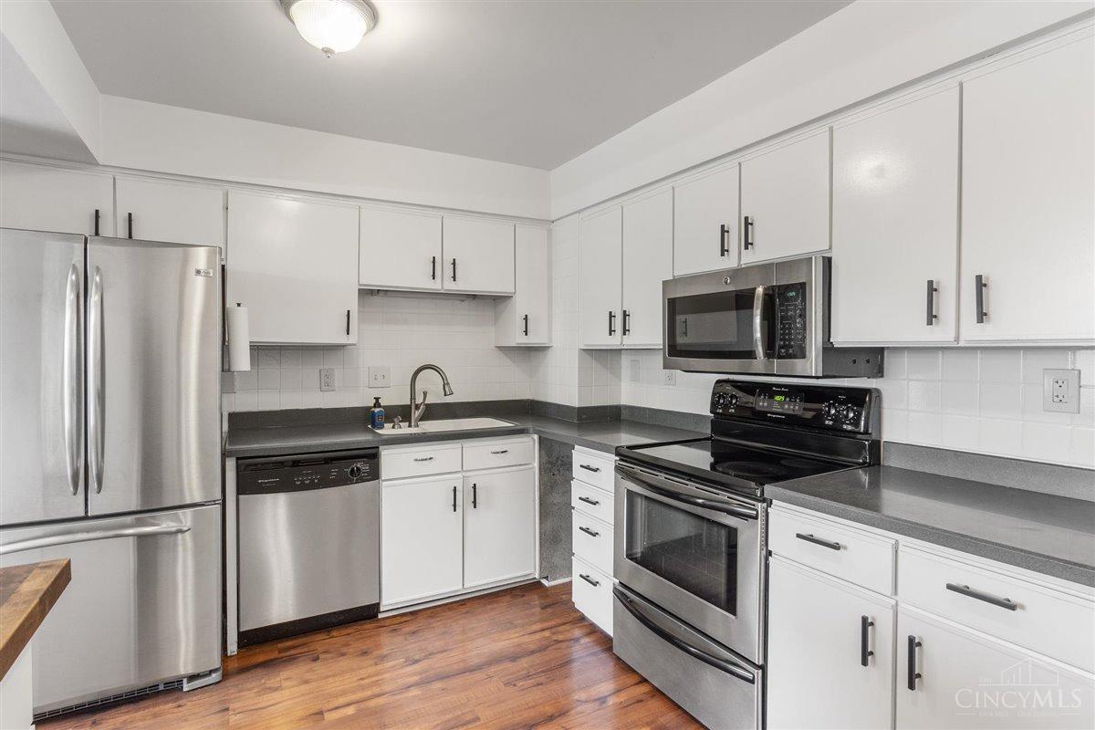 2302 Dana Avenue 2302