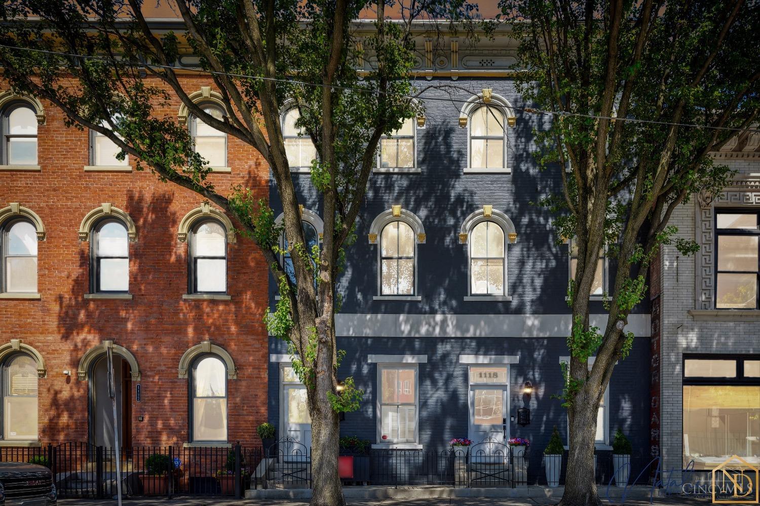 1118 Race Street