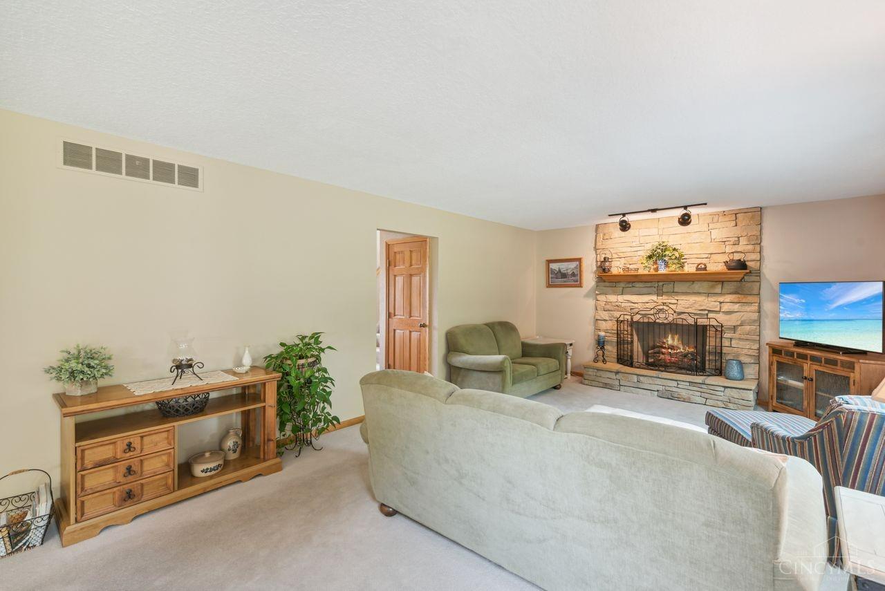 5671 Quapaw Court
