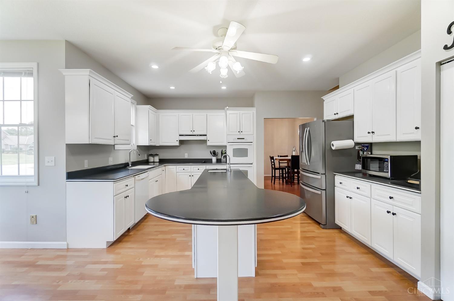 5193 Wesselman Woods Drive