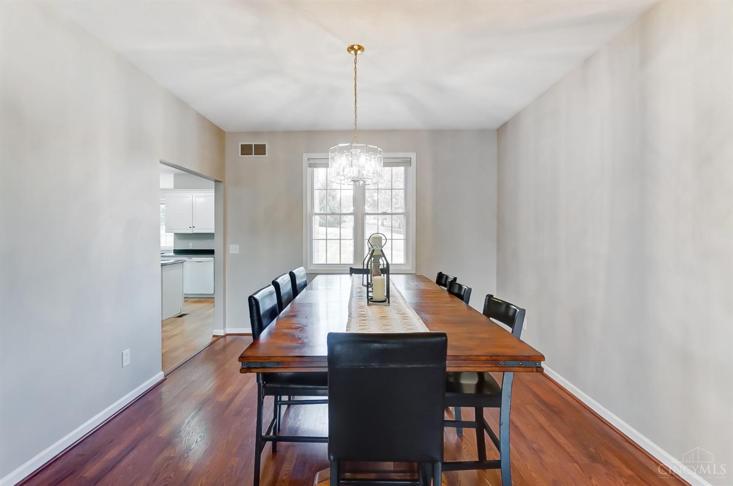 5193 Wesselman Woods Drive