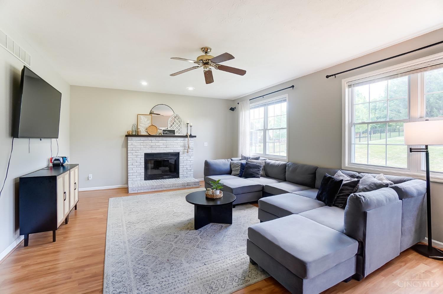 5193 Wesselman Woods Drive