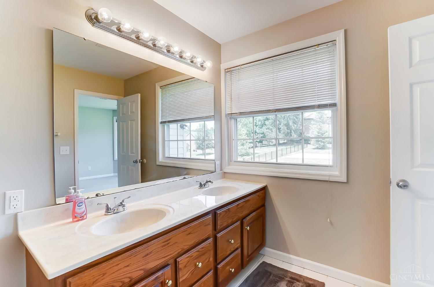 5193 Wesselman Woods Drive