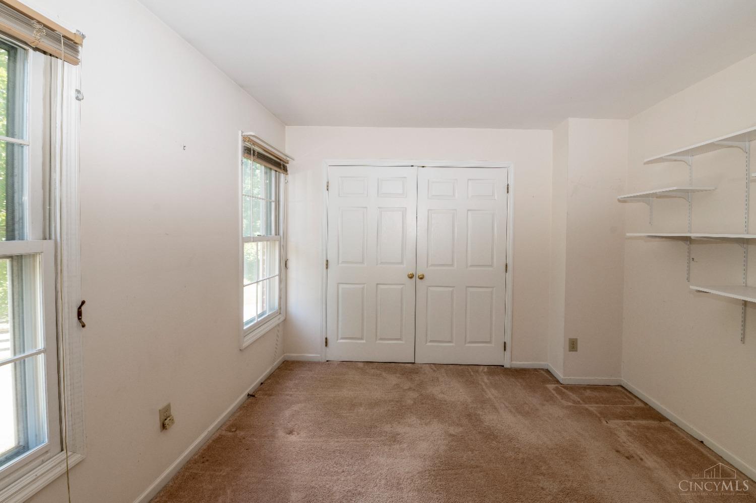 825 Woodscene Court