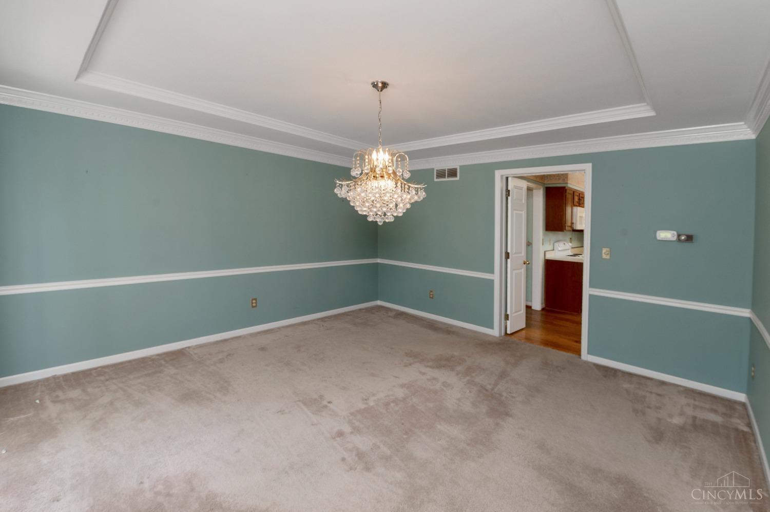 825 Woodscene Court
