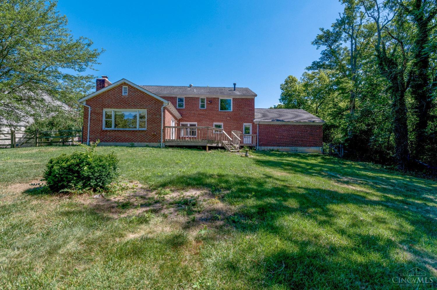 825 Woodscene Court