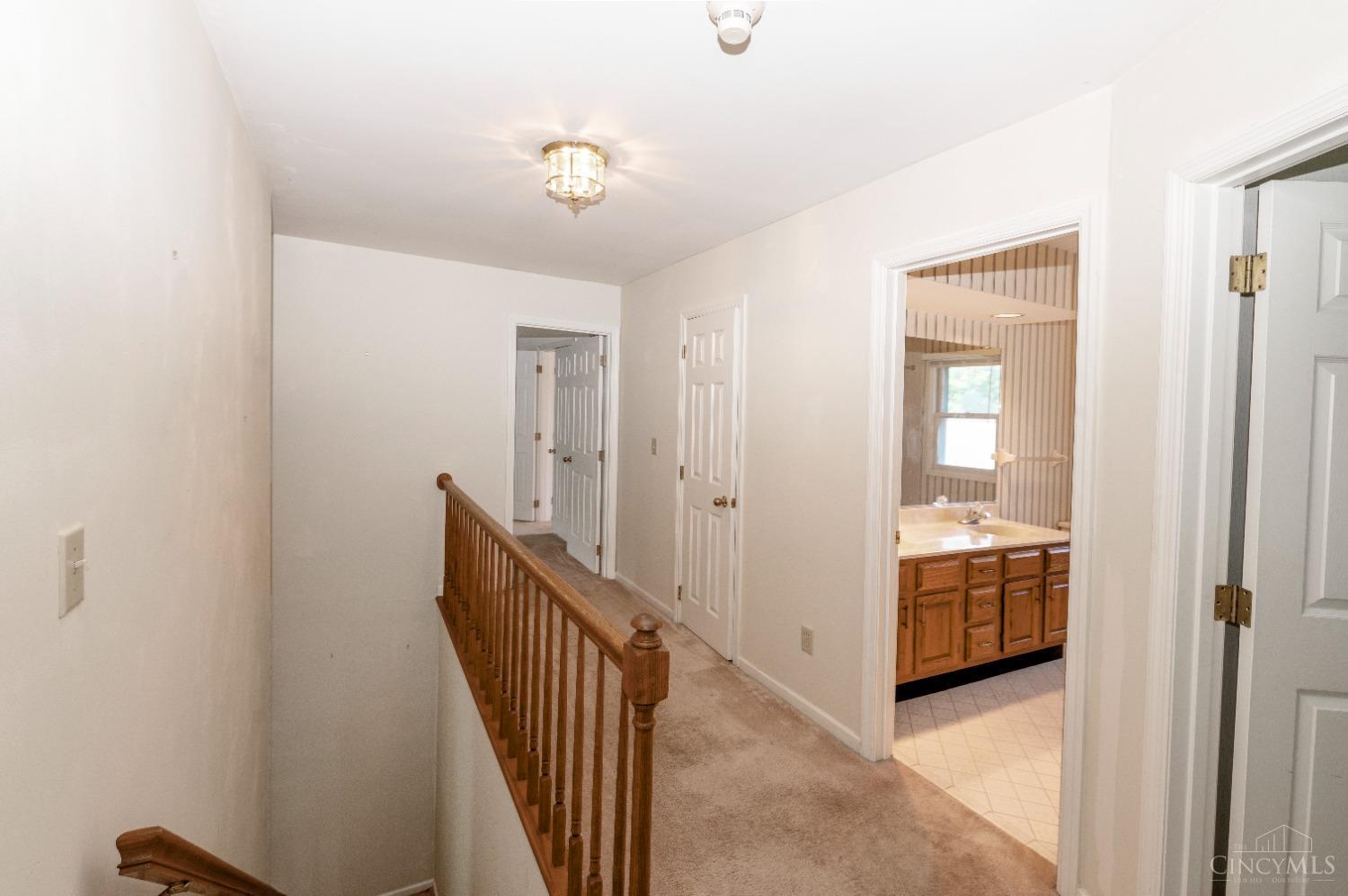 825 Woodscene Court