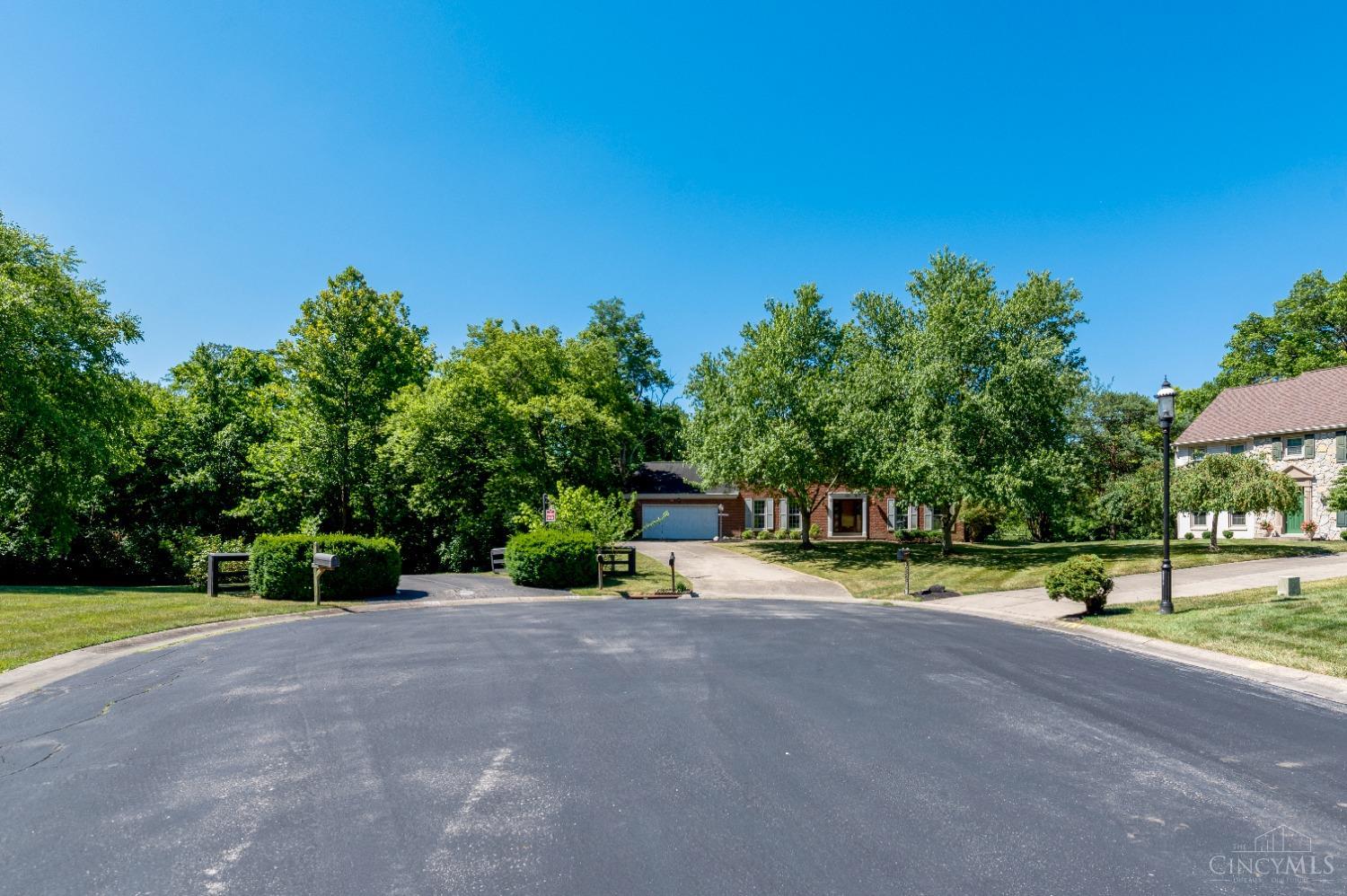 825 Woodscene Court