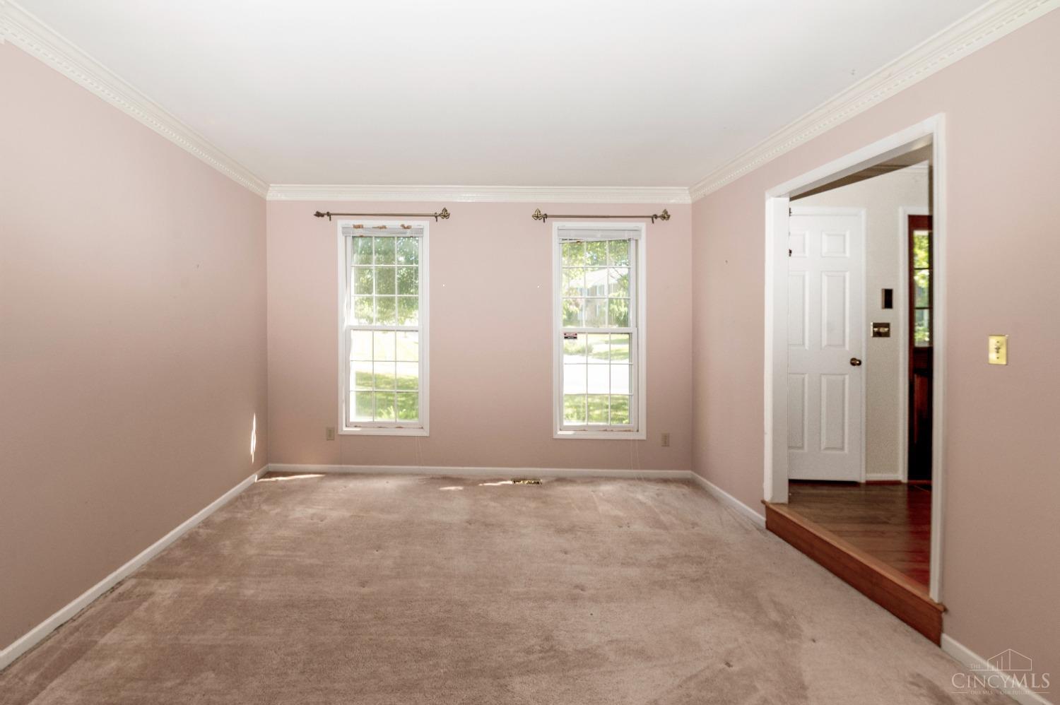 825 Woodscene Court