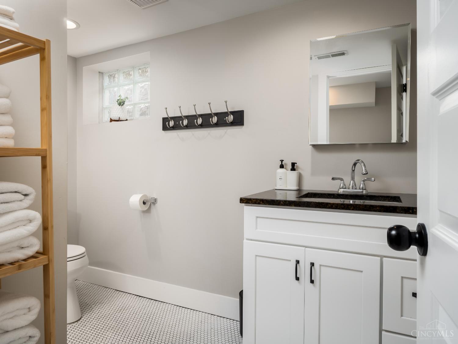 3801 Simpson Avenue