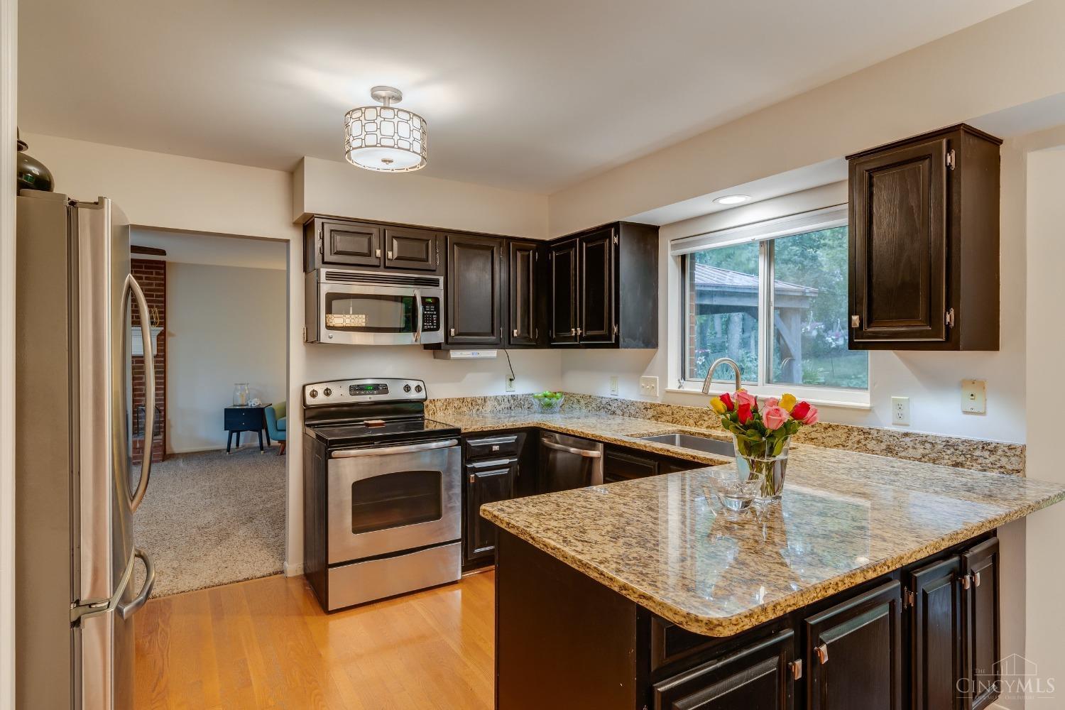 9776 Caseys Crossing