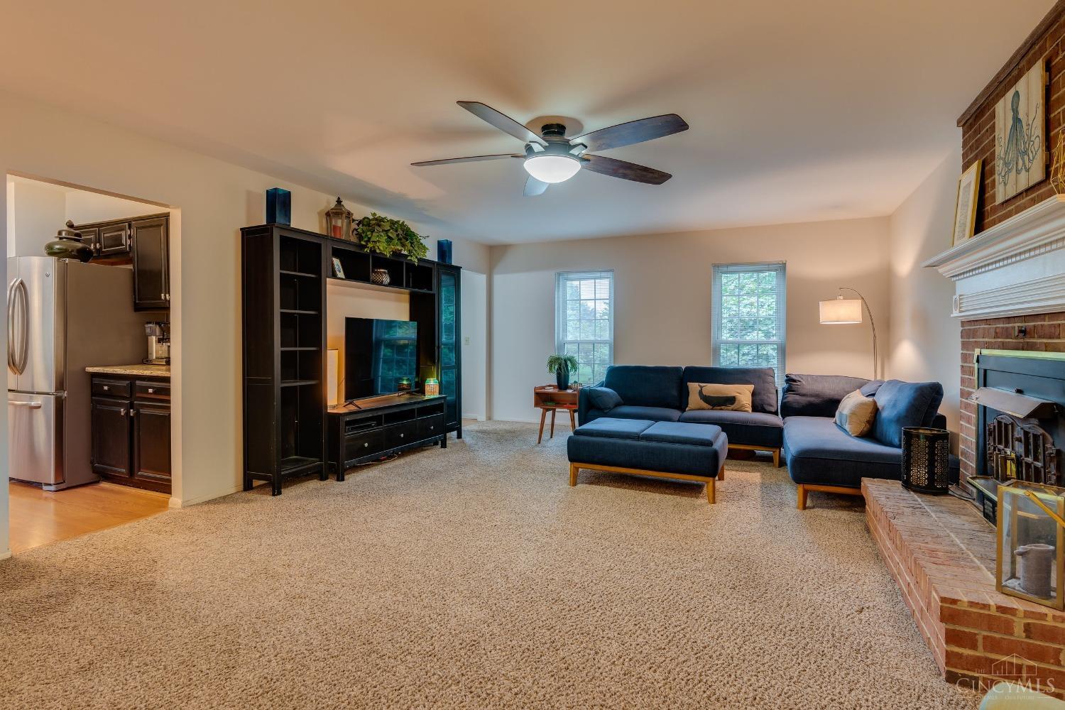 9776 Caseys Crossing