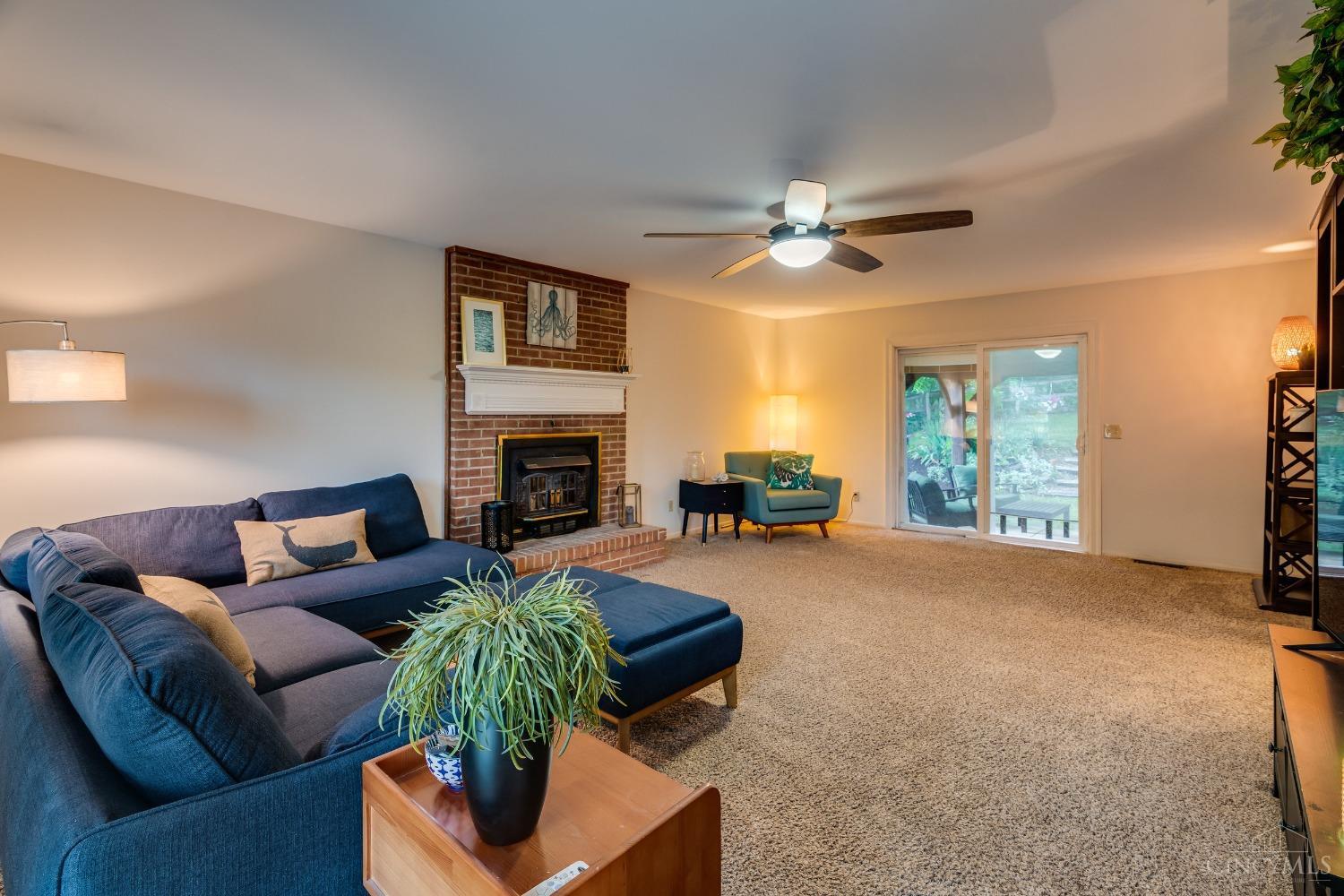 9776 Caseys Crossing