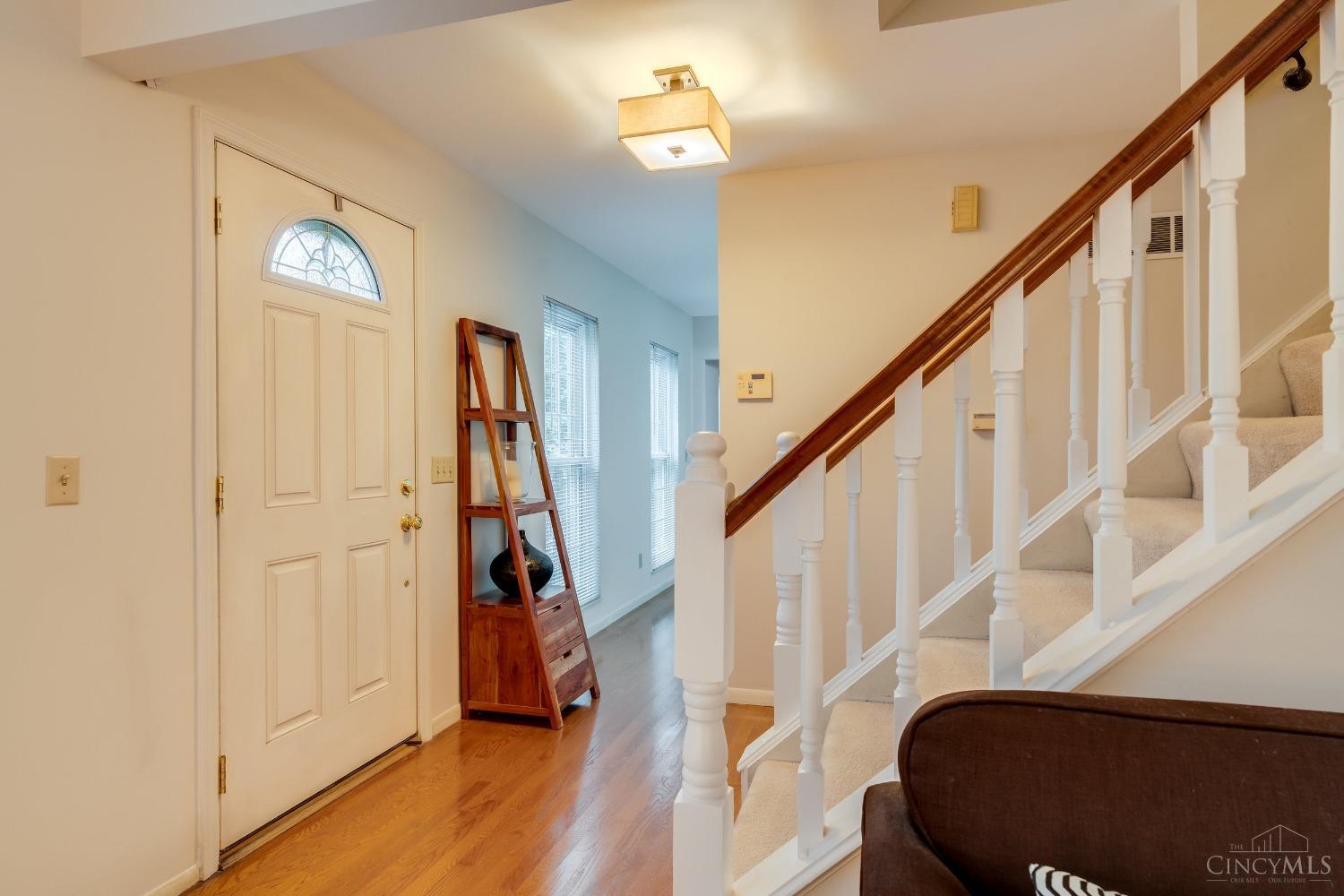 9776 Caseys Crossing
