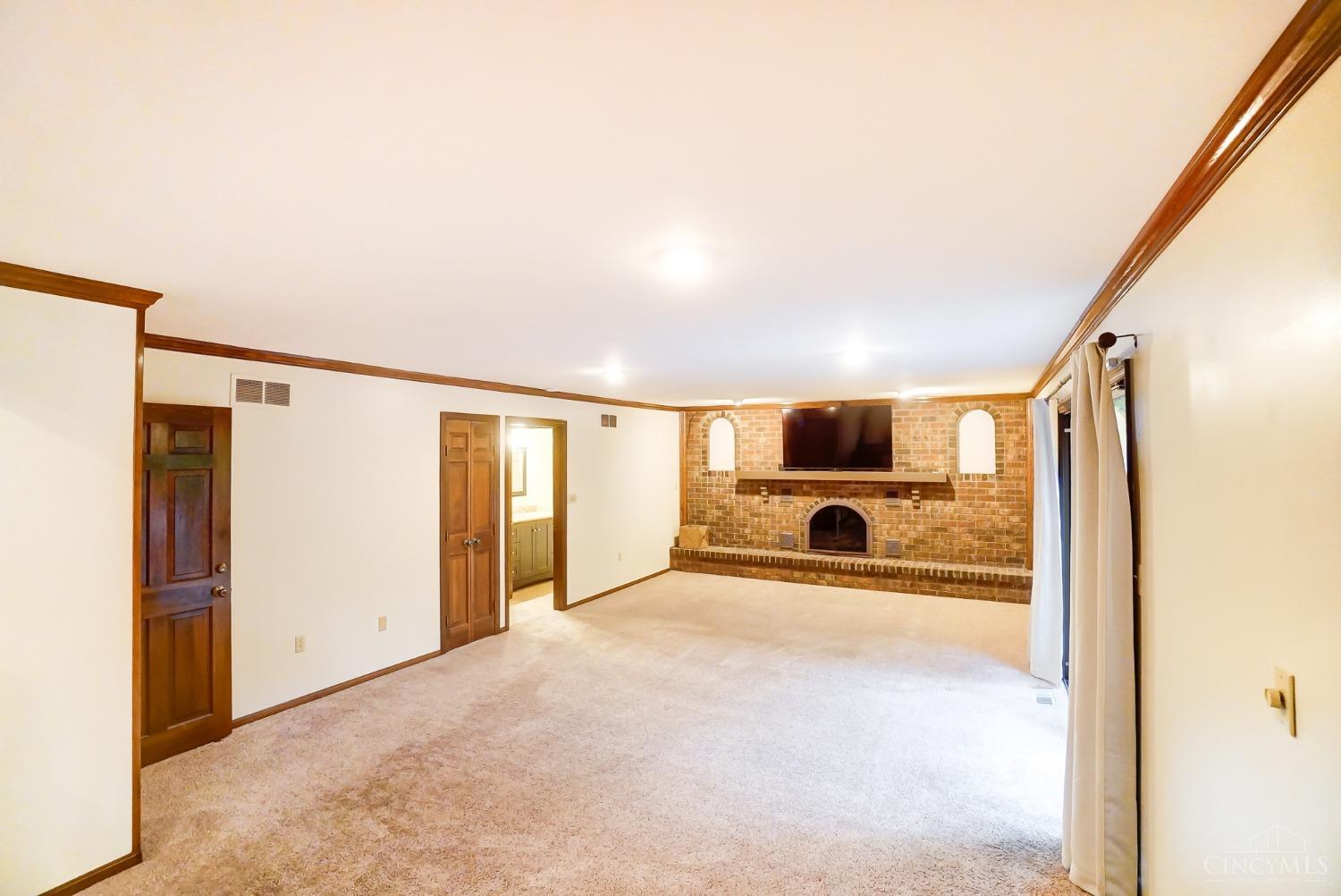 9893 Tall Timber Drive