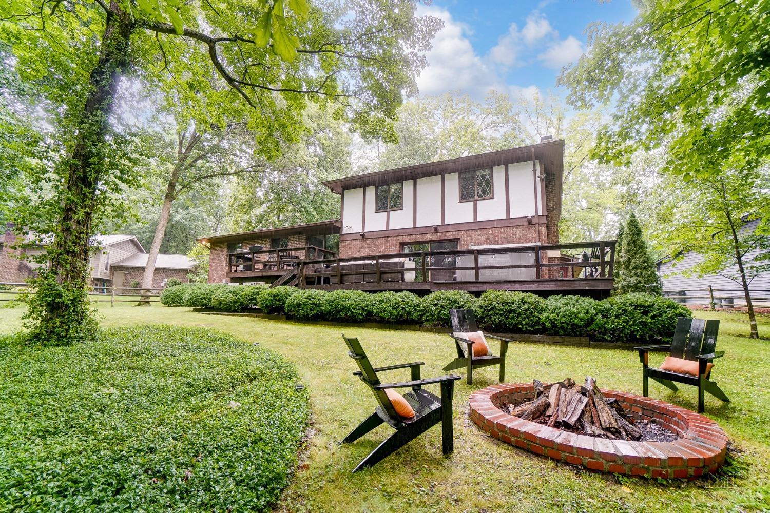 9893 Tall Timber Drive
