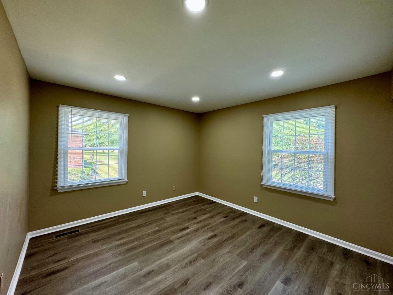 8509 Capricorn Drive