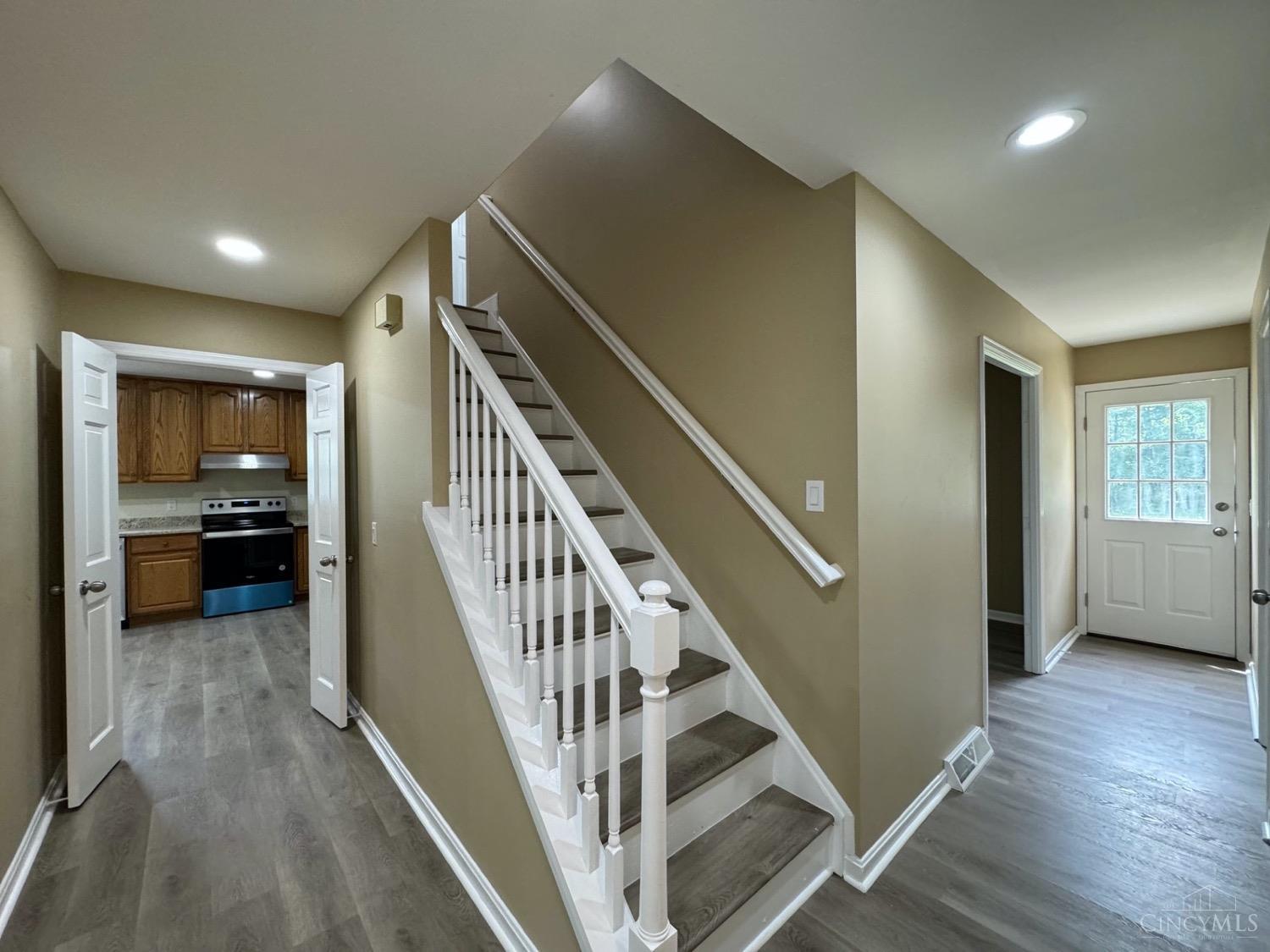 8509 Capricorn Drive