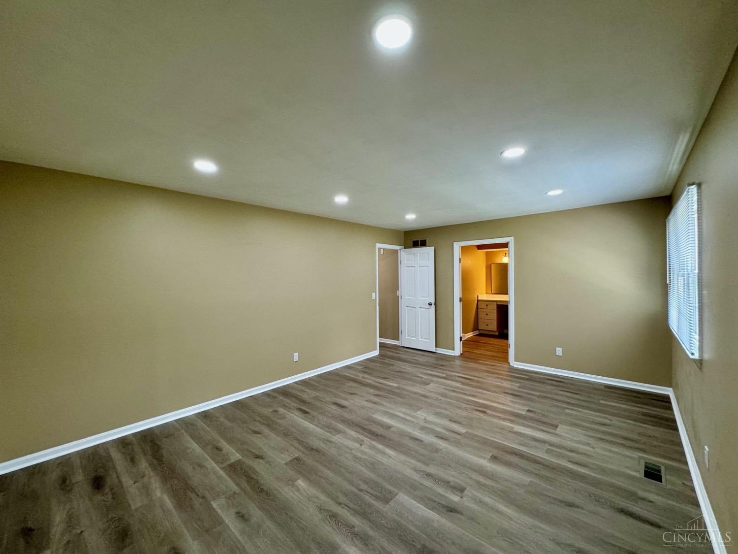 8509 Capricorn Drive