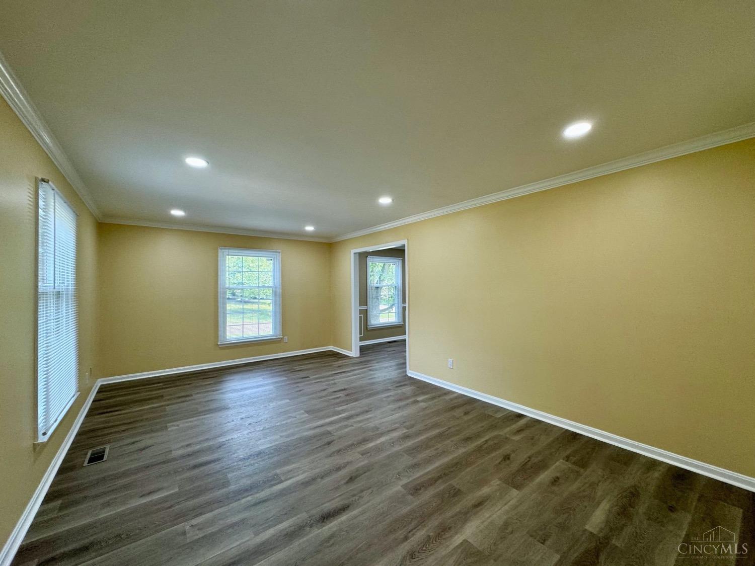 8509 Capricorn Drive