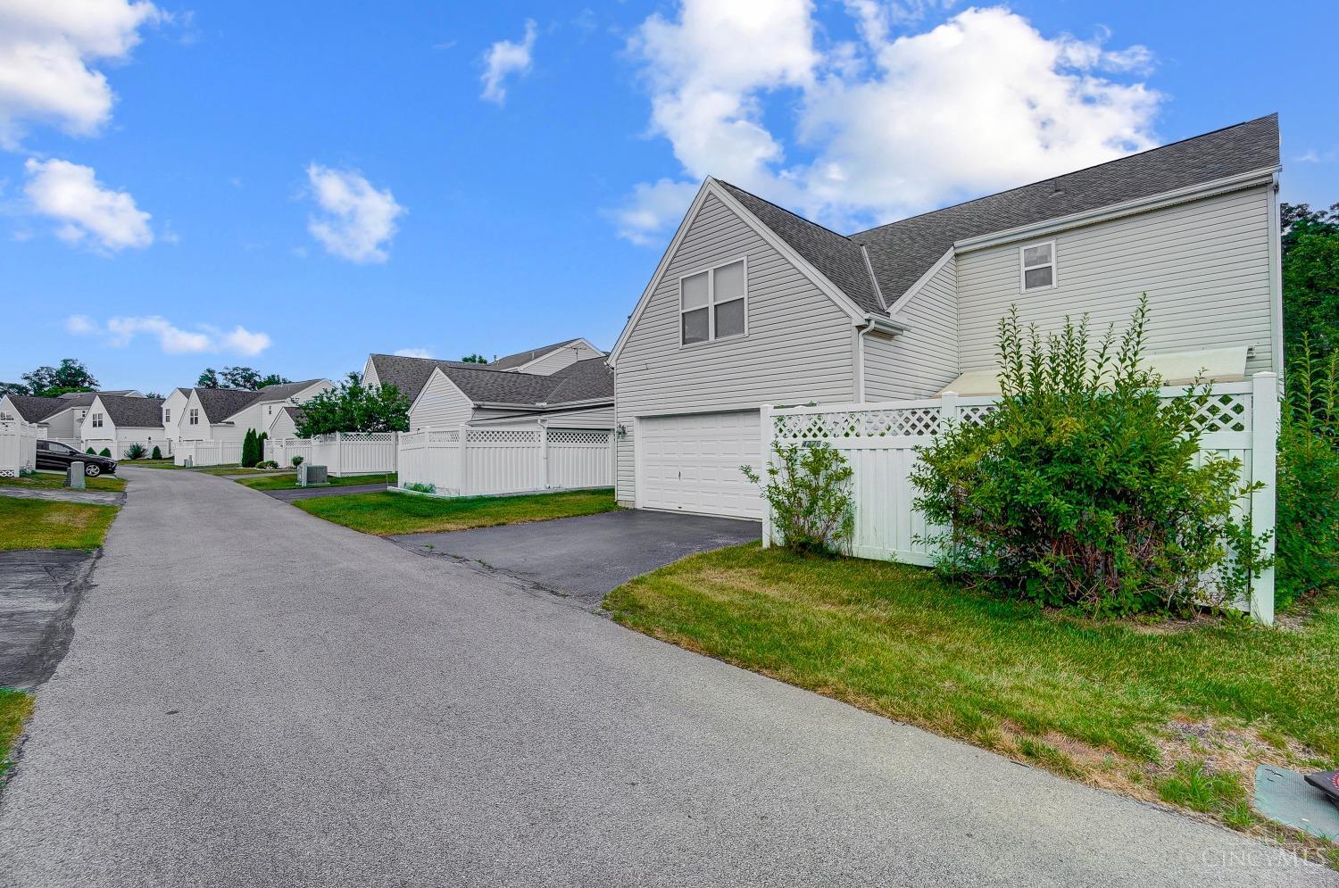 4276 N Gensen Loop