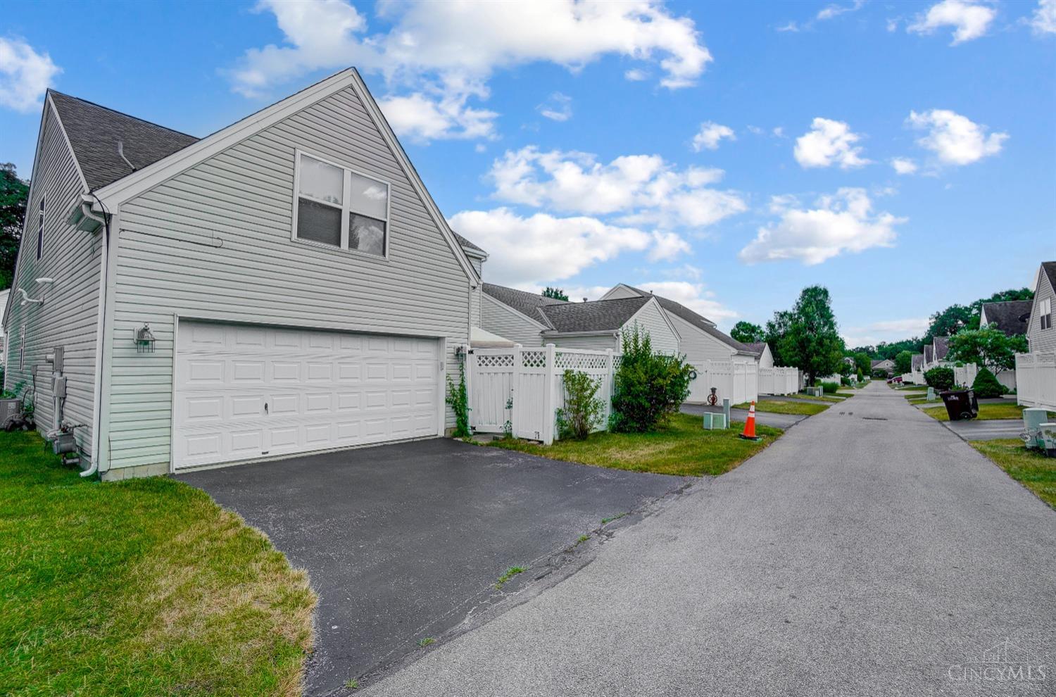 4276 N Gensen Loop
