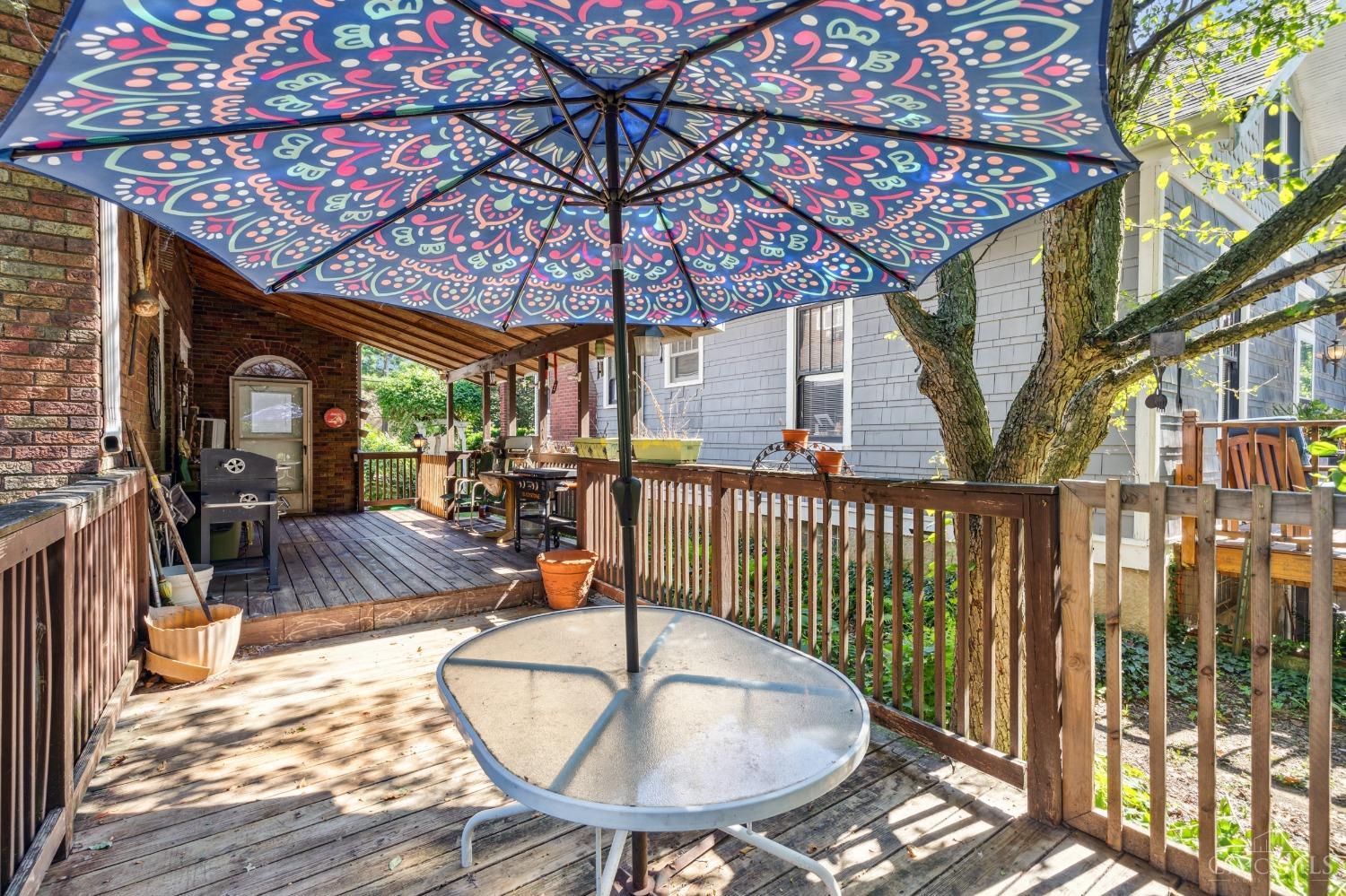 25 Shadybrook Drive