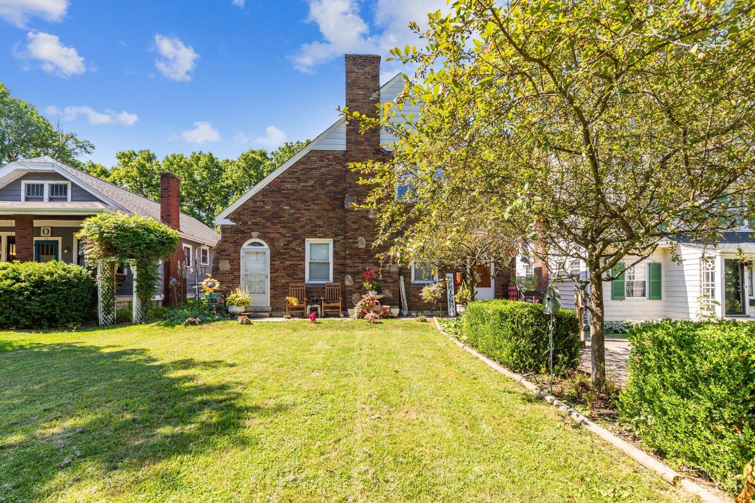 25 Shadybrook Drive