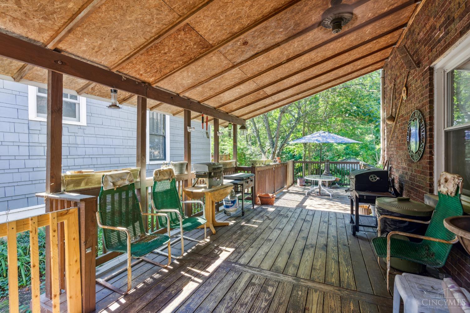 25 Shadybrook Drive