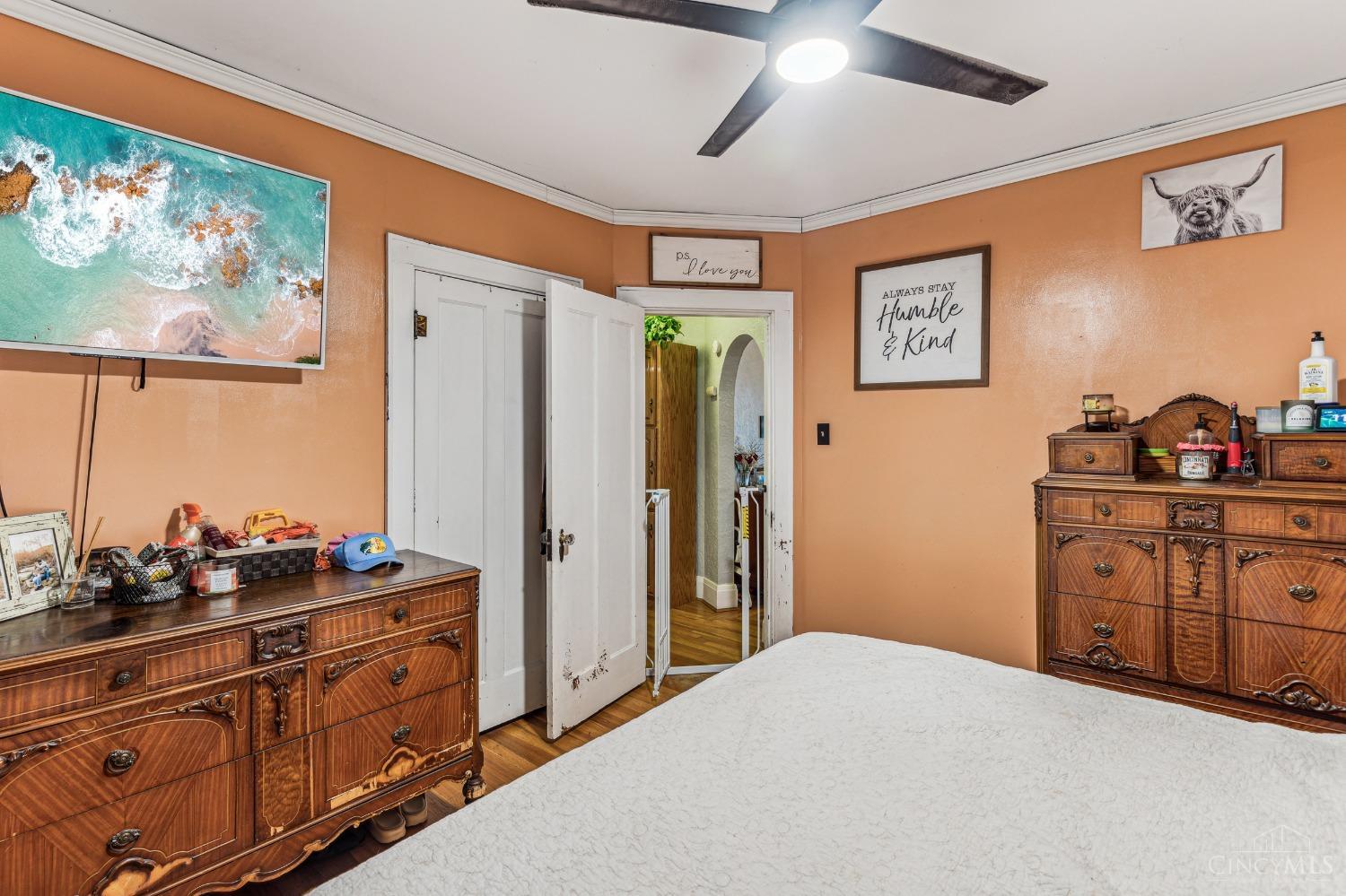 25 Shadybrook Drive