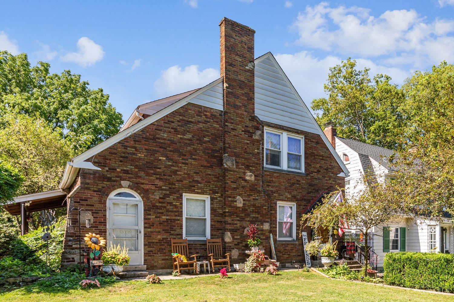25 Shadybrook Drive