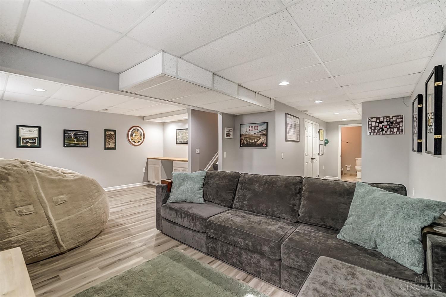 742 Jewelweed Court