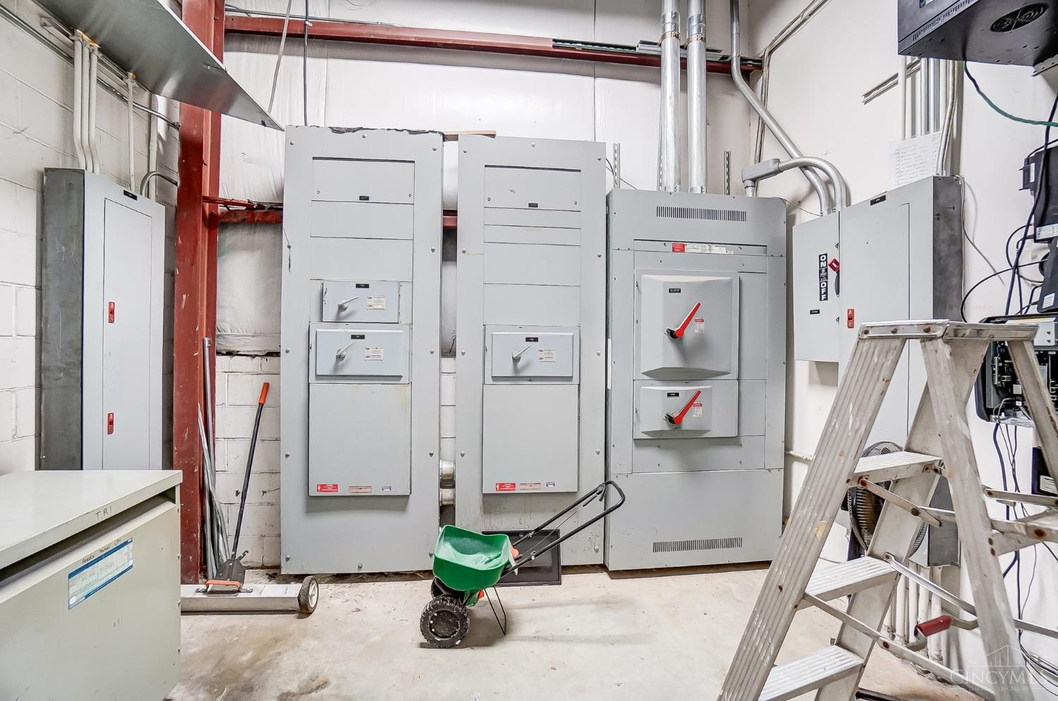 1630 E Second Street