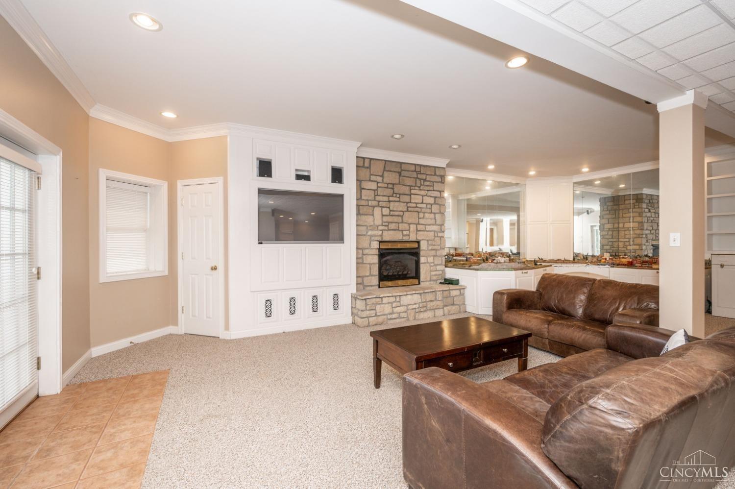 10014 Mt Nebo Road