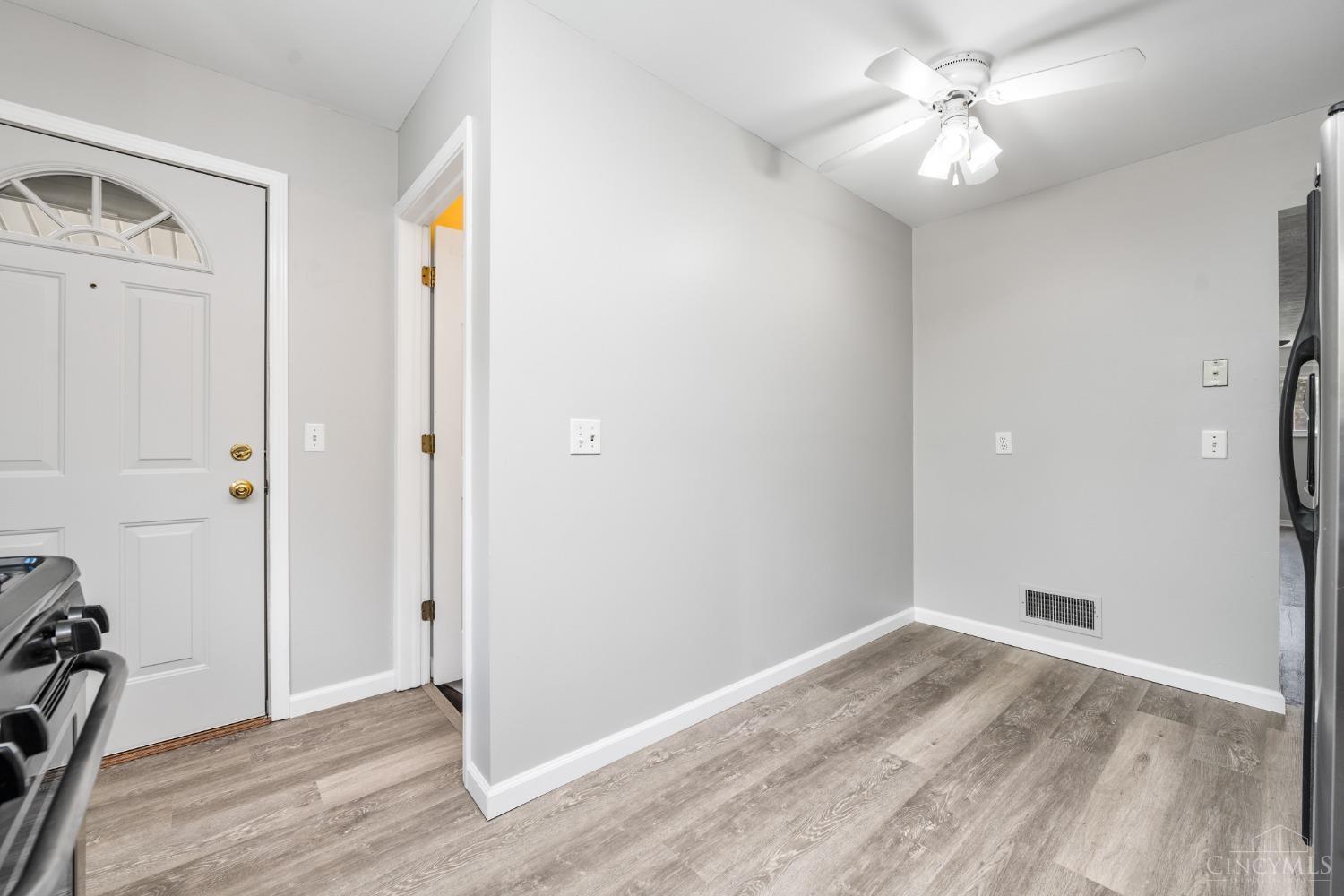 8905 Fontainebleau Terrace