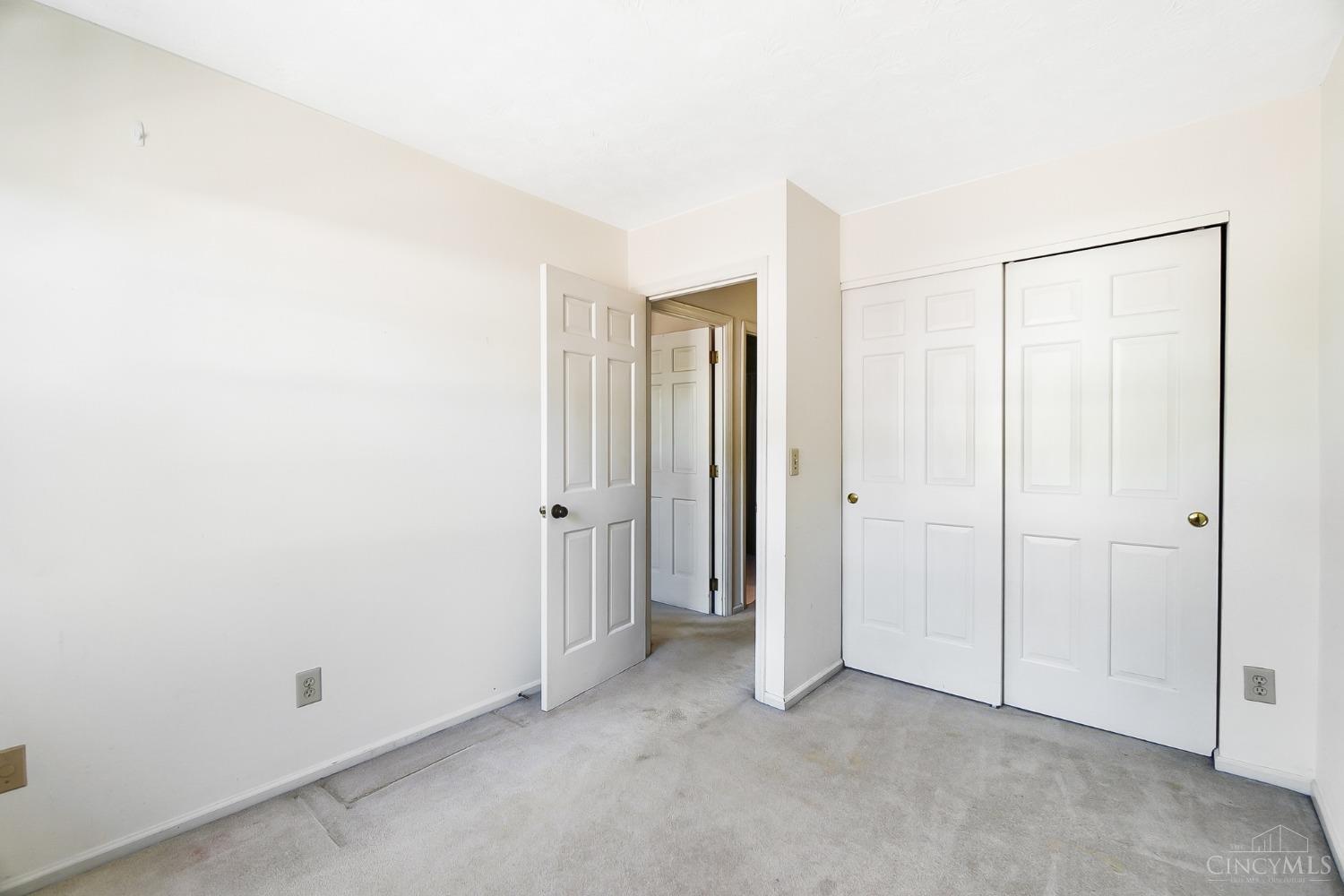 3470 Sunbury Lane