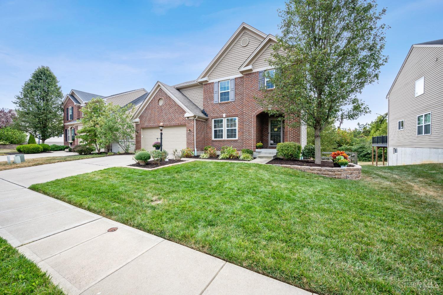 8823 Bluejay View Drive