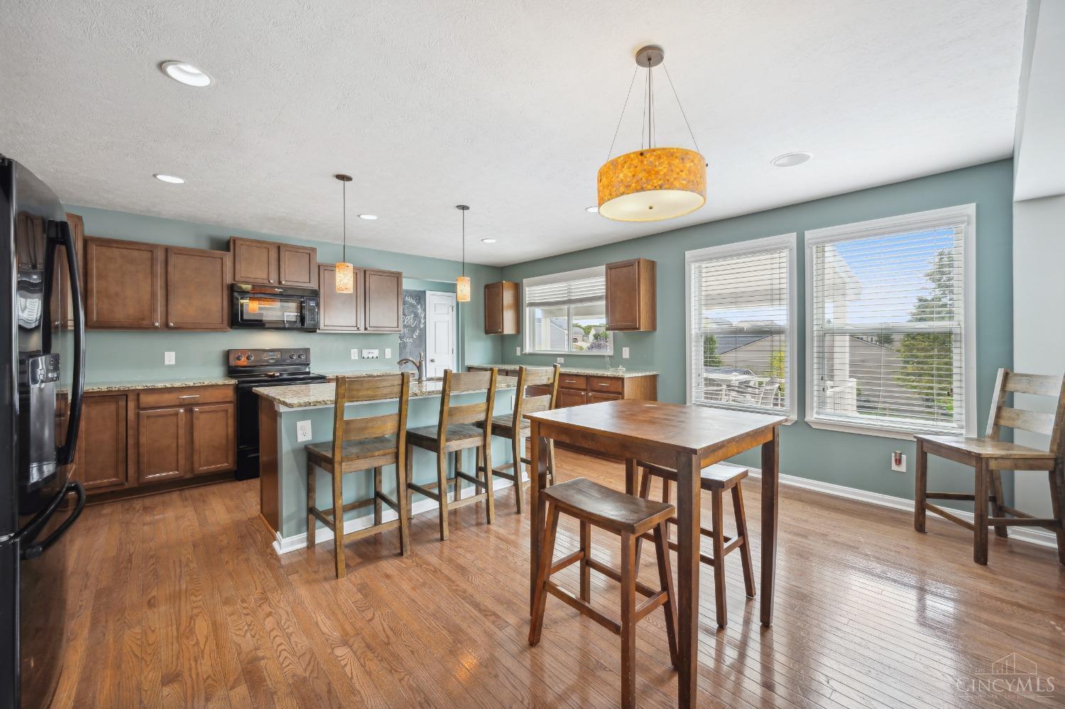 8823 Bluejay View Drive