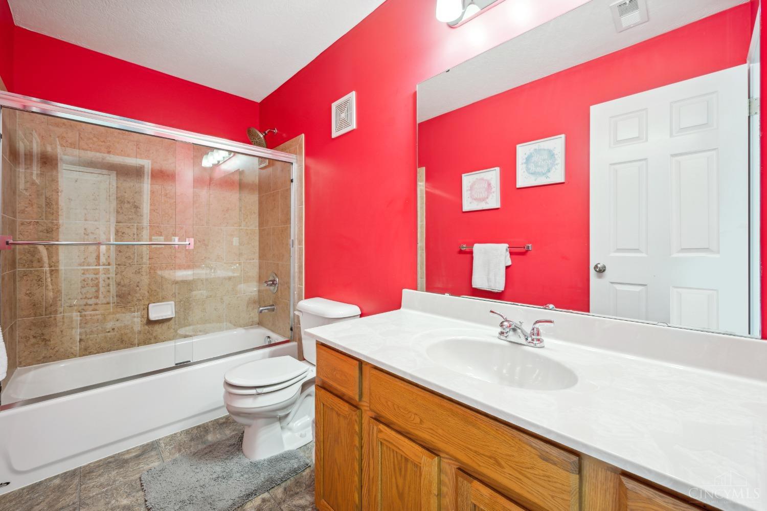 8823 Bluejay View Drive